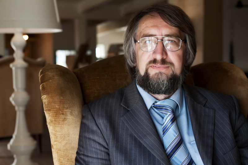 sehr geehrter Herr Professor